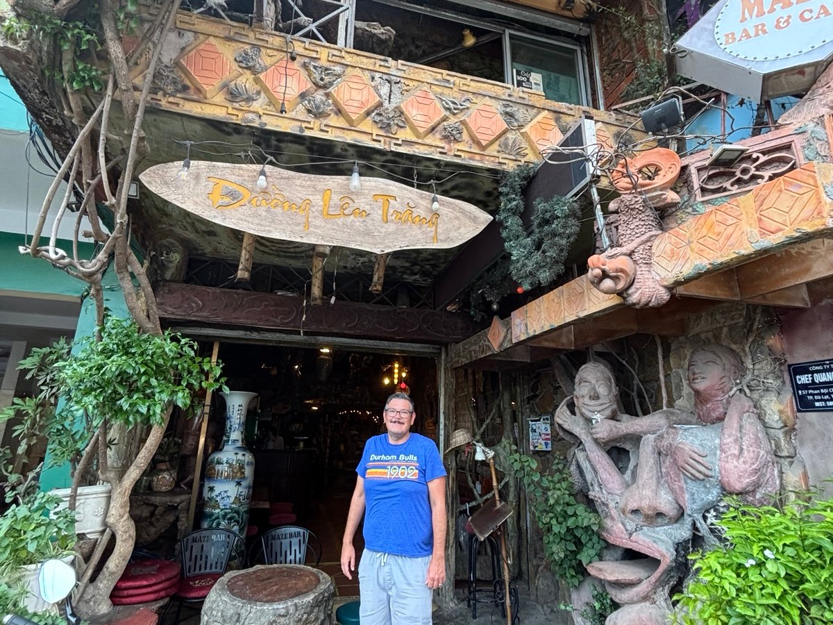 Travels in Dalat: The Maze Bar and the “Eiffel Tower of&nbsp;Dalat”