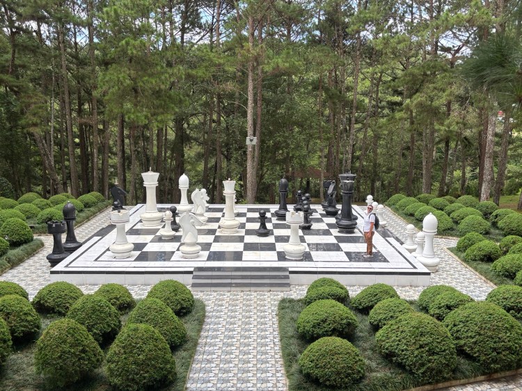 Travels in Dalat: Land of Whimsy, Amusement, Flowers, and&nbsp;Fairytales