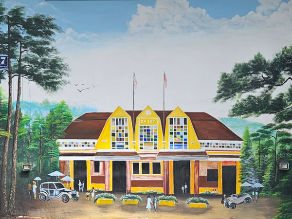 Travels in Dalat: A Historic Train trip, Lake Walks and&nbsp;Lammposts