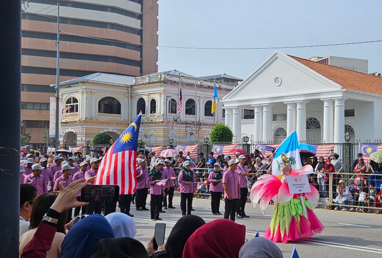 Travels in Malaysia: History, Independence Day Parade, and&nbsp;Food!