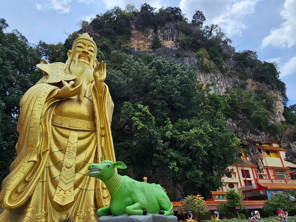 Travels in Ipoh: Cave&nbsp;Temples